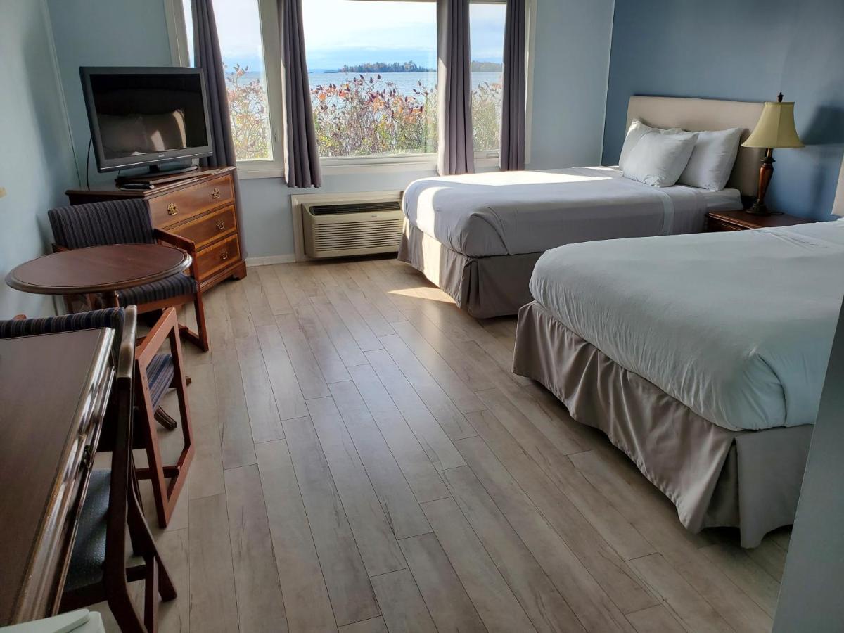 Carolyn Beach Inn Thessalon Extérieur photo