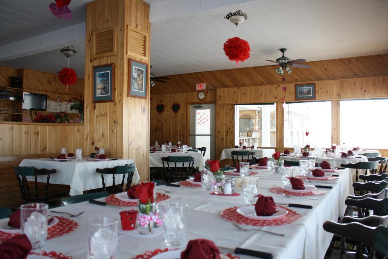 Carolyn Beach Inn Thessalon Extérieur photo