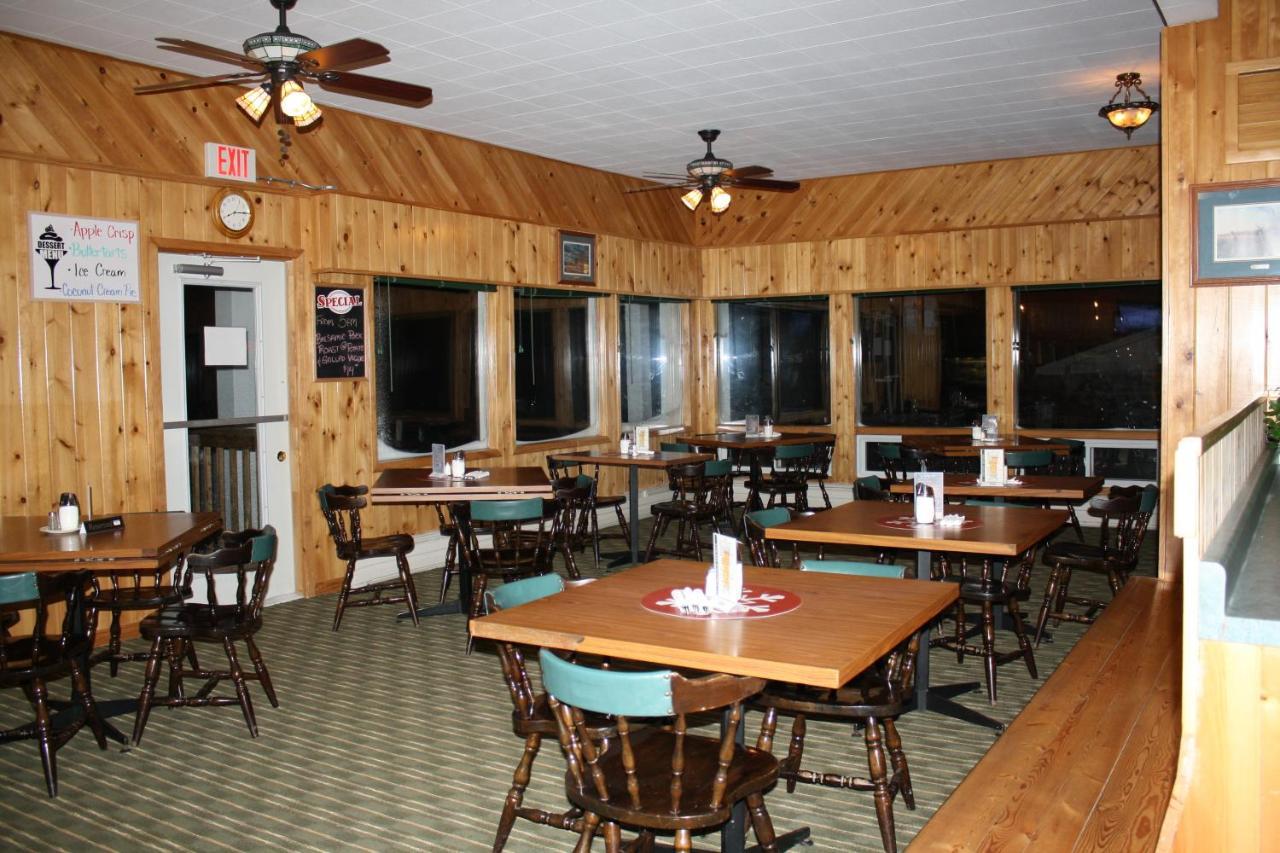 Carolyn Beach Inn Thessalon Extérieur photo
